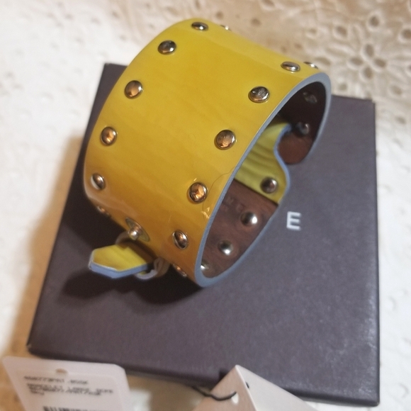 CELINE Made In Italy Patent and Tanned Calf Bombay Sky Bracelet - Picture 6 of 7